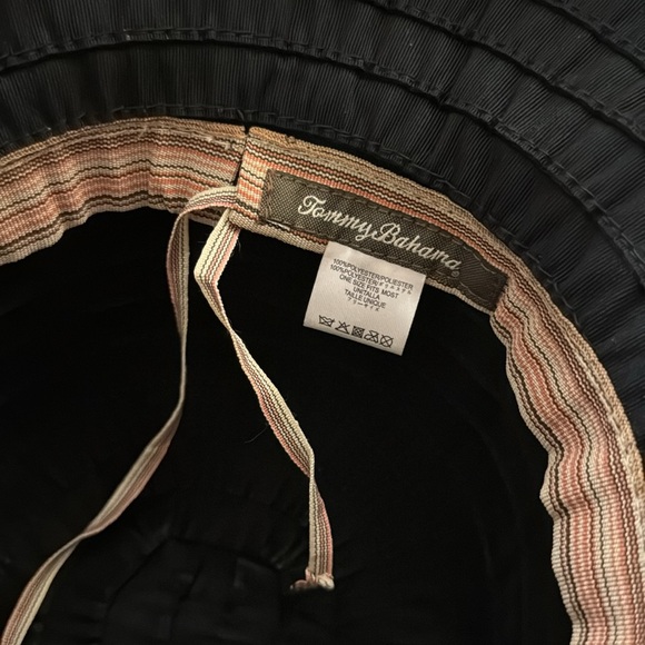 Tommy Bahama Classic Black Foldable Women's Floppy Adjustable Hat - Picture 5 of 9